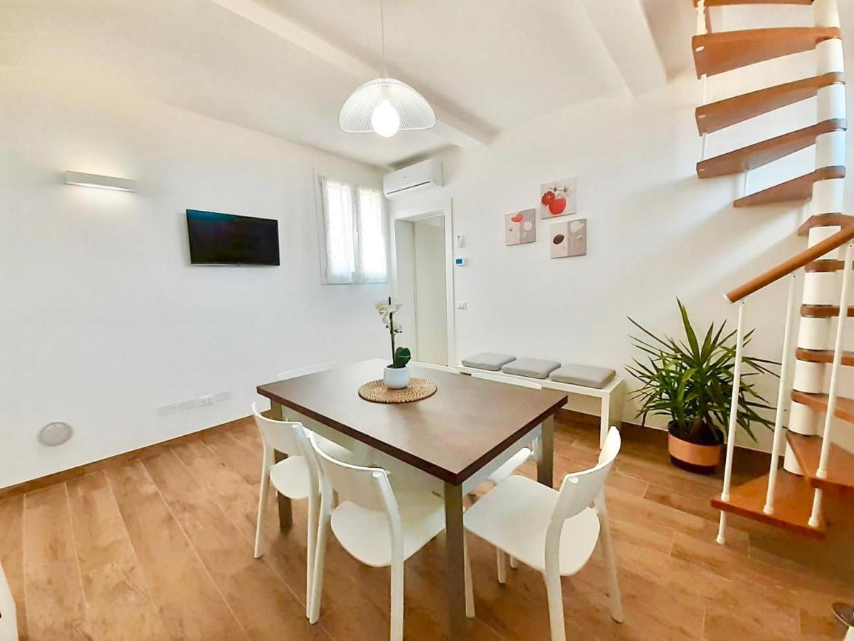 Casa Vacanze Con Vista Mare E Giardino - Amanecer 塞尼加利亚马尔佐卡 外观 照片